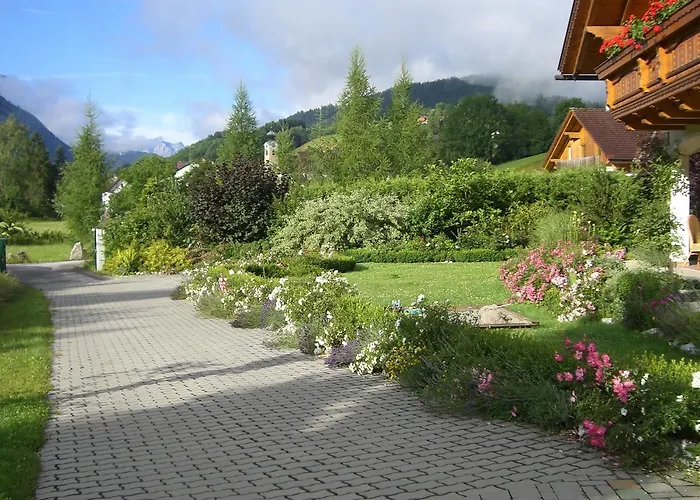 Haus Loidl بيت ضيافة