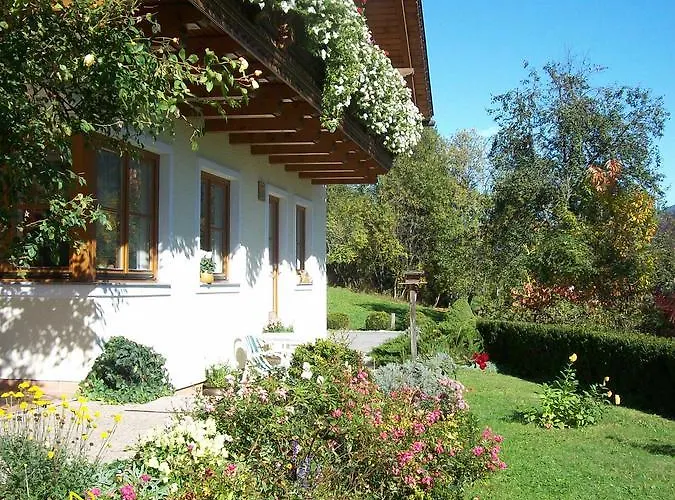 Haus Loidl בית הארחה 3*